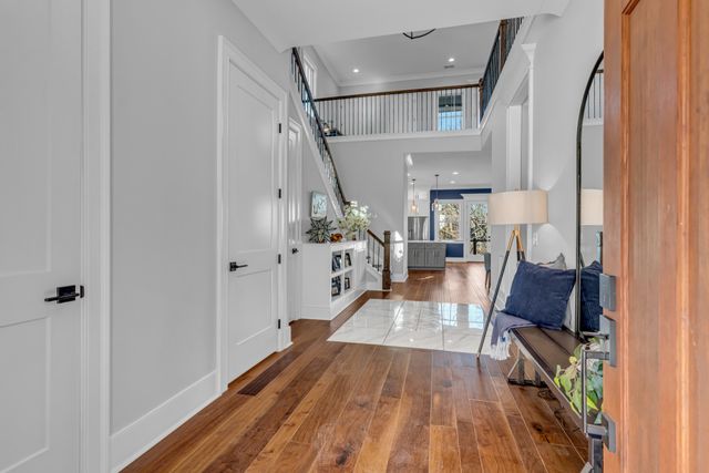 541 Lakeview Cir, Mount Juliet, TN 37122