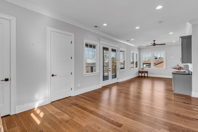 541 Lakeview Cir, Mount Juliet, TN 37122