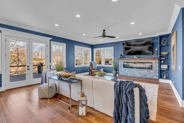 541 Lakeview Cir, Mount Juliet, TN 37122