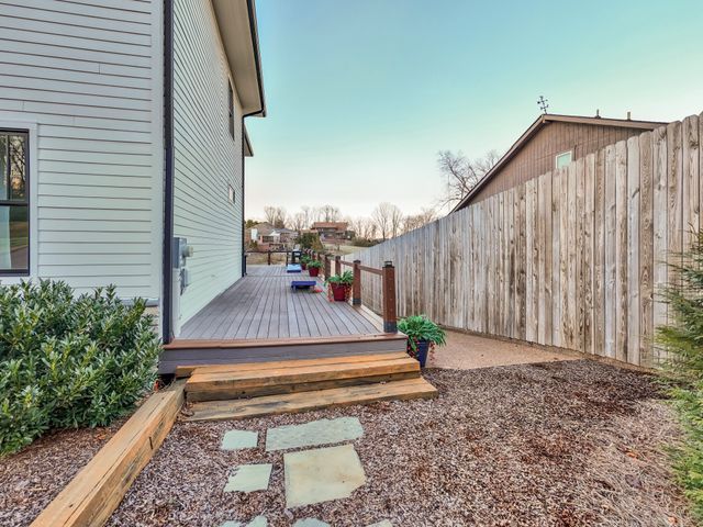 541 Lakeview Cir, Mount Juliet, TN 37122