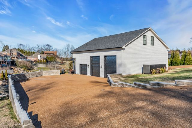 541 Lakeview Cir, Mount Juliet, TN 37122