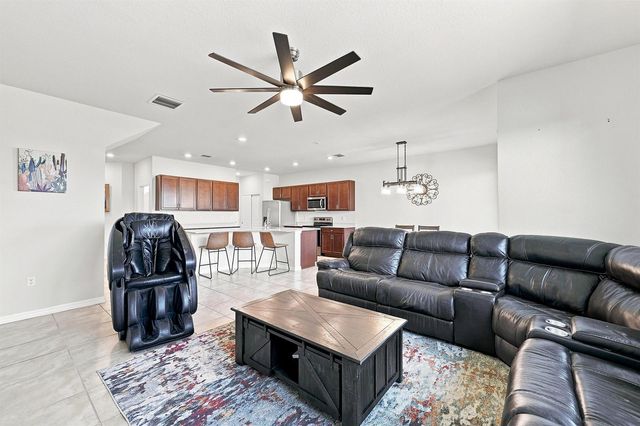 4480 W Appleton Cir W, Oakland Park, FL 33309