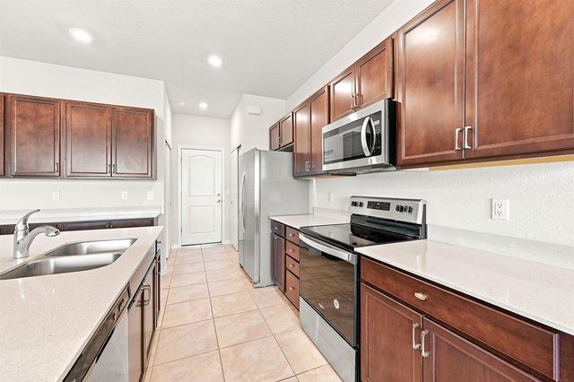 4480 W Appleton Cir W, Oakland Park, FL 33309
