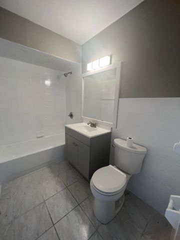 1699 NW 7th Terrace, Pompano Beach, FL 33060