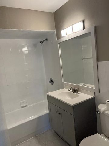 1699 NW 7th Terrace, Pompano Beach, FL 33060