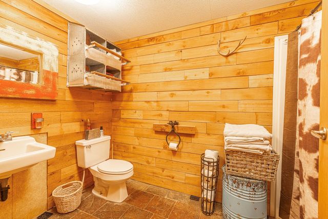 387 CR 238 A, Cameron, TX 76520