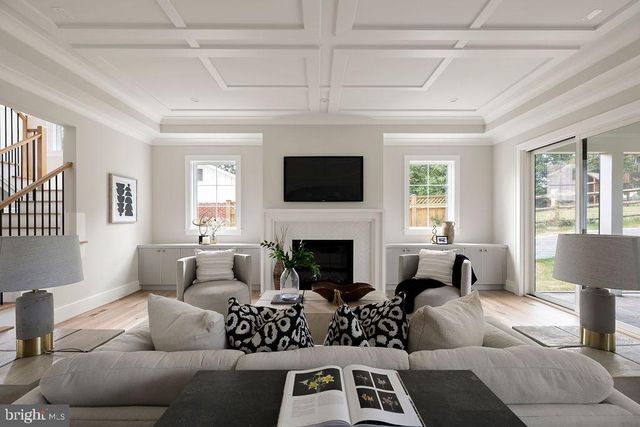 6179 HARDY DR, Mclean, VA 22101