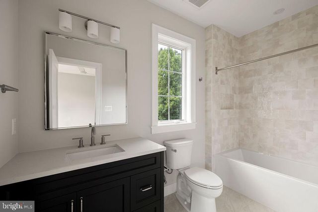 6179 HARDY DR, Mclean, VA 22101