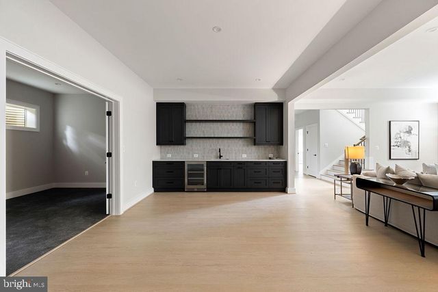 6179 HARDY DR, Mclean, VA 22101