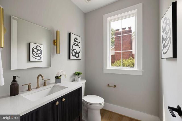 6179 HARDY DR, Mclean, VA 22101