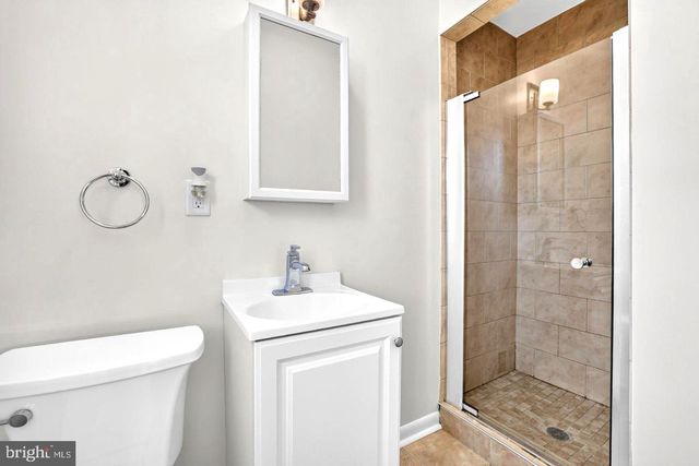 5129 CHILLUM PL NE, Washington, DC 20011