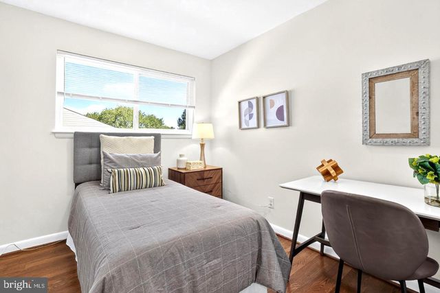 5129 CHILLUM PL NE, Washington, DC 20011