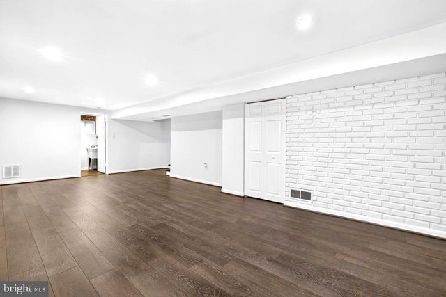 5129 CHILLUM PL NE, Washington, DC 20011