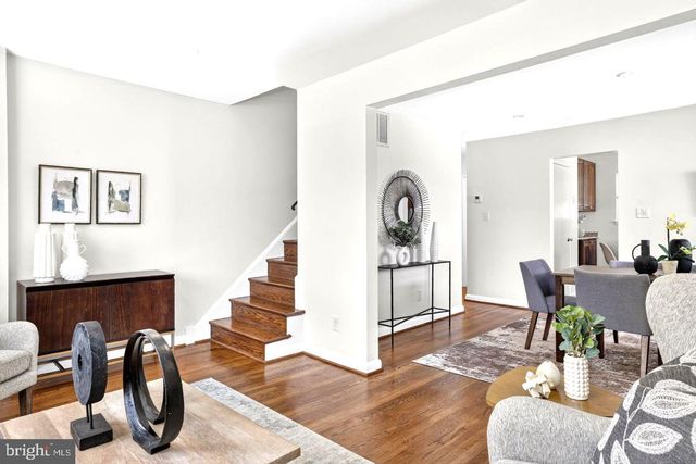 5129 CHILLUM PL NE, Washington, DC 20011
