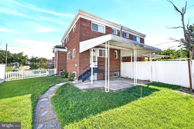 5129 CHILLUM PL NE, Washington, DC 20011