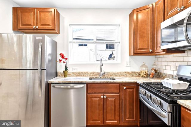 5129 CHILLUM PL NE, Washington, DC 20011