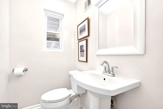 5129 CHILLUM PL NE, Washington, DC 20011