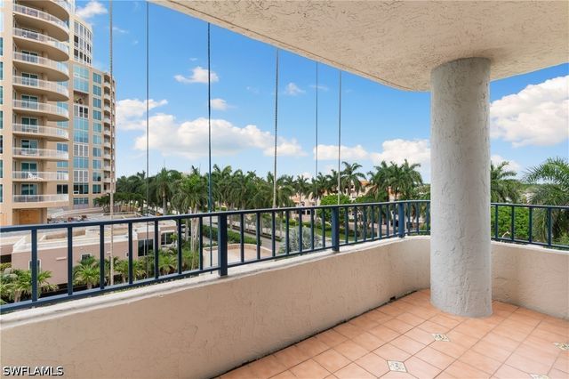 4451 GULF SHORE BLVD N 505, Naples, FL 34103