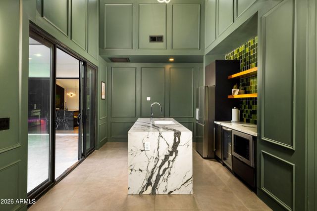 4334 E LEWIS Avenue, Phoenix, AZ 85008