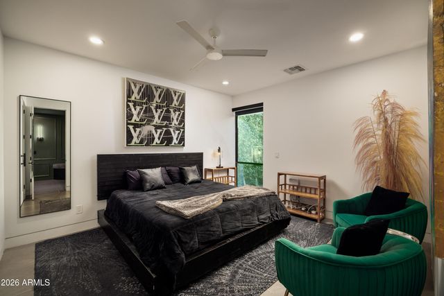 4334 E LEWIS Avenue, Phoenix, AZ 85008