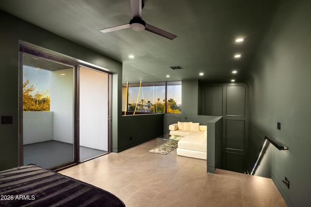 4334 E LEWIS Avenue, Phoenix, AZ 85008