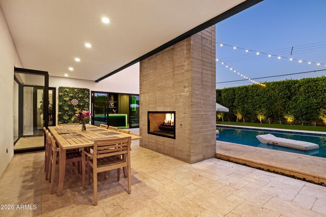 4334 E LEWIS Avenue, Phoenix, AZ 85008