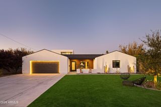 4334 E LEWIS Avenue, Phoenix, AZ 85008