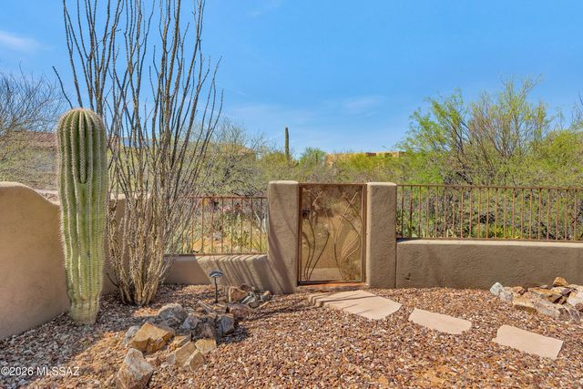 11792 N Via De La Verbenita, Oro Valley, AZ 85737