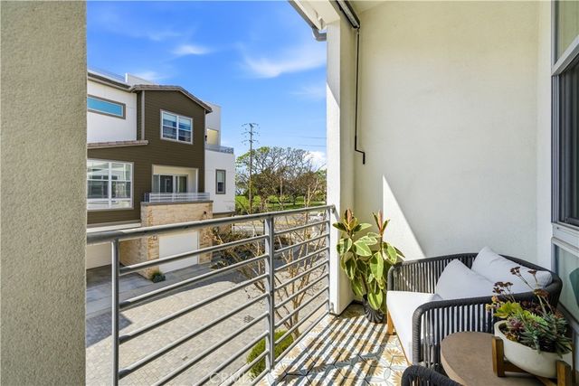 2112 Tidewater Circle, Costa Mesa, CA 92627