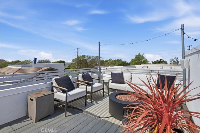 2112 Tidewater Circle, Costa Mesa, CA 92627