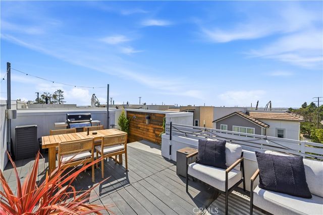 2112 Tidewater Circle, Costa Mesa, CA 92627