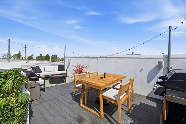 2112 Tidewater Circle, Costa Mesa, CA 92627