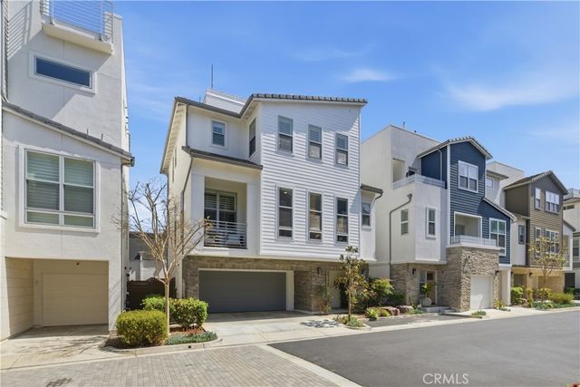 2112 Tidewater Circle, Costa Mesa, CA 92627