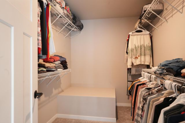 7330 26th Street S, Fargo, ND 58104