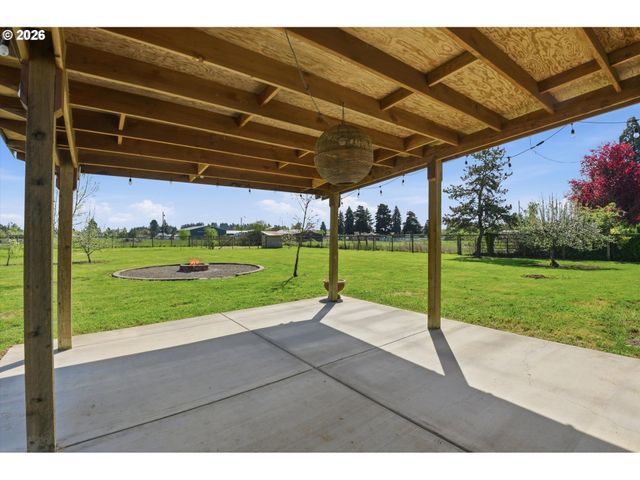 1270 Ne BLOSSOM Dr, Mc Minnville, OR 97128