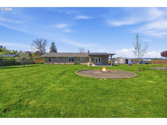 1270 Ne BLOSSOM Dr, Mc Minnville, OR 97128
