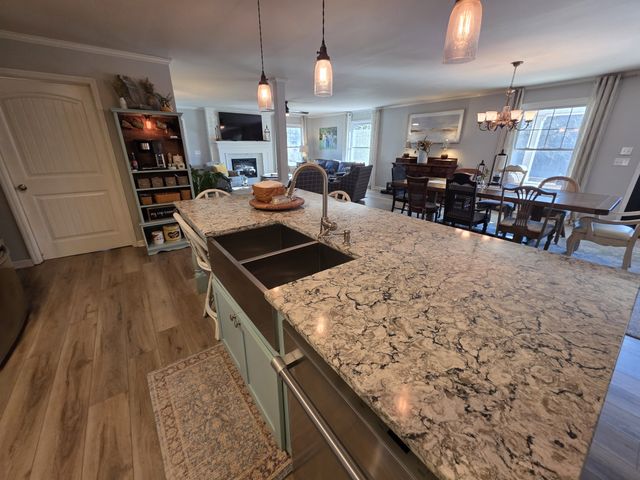 811 Hogans Branch Rd, Hendersonville, TN 37075