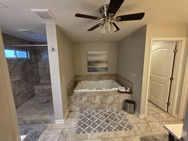 811 Hogans Branch Rd, Hendersonville, TN 37075