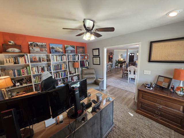 811 Hogans Branch Rd, Hendersonville, TN 37075