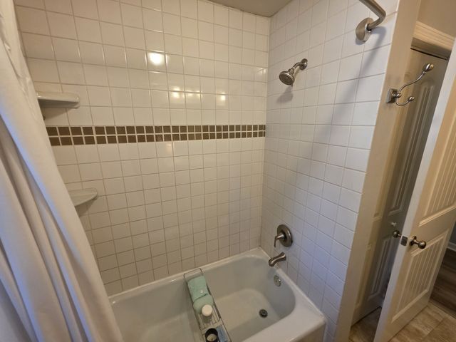 811 Hogans Branch Rd, Hendersonville, TN 37075