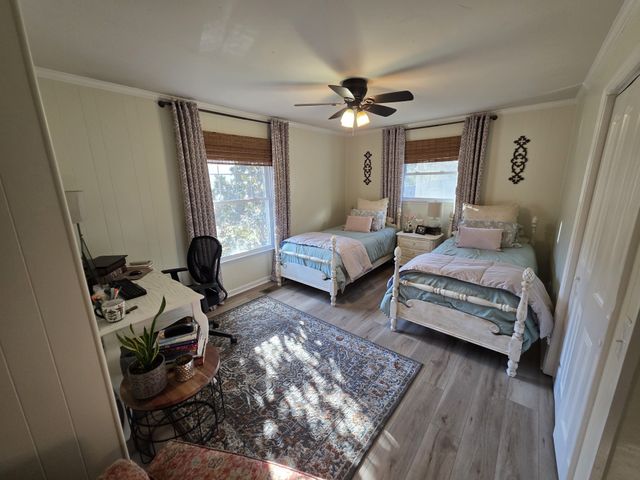 811 Hogans Branch Rd, Hendersonville, TN 37075