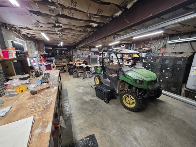 811 Hogans Branch Rd, Hendersonville, TN 37075