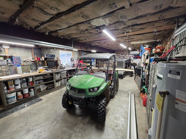 811 Hogans Branch Rd, Hendersonville, TN 37075