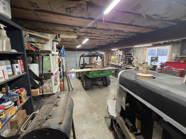 811 Hogans Branch Rd, Hendersonville, TN 37075