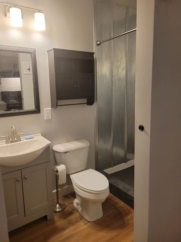 811 Hogans Branch Rd, Hendersonville, TN 37075