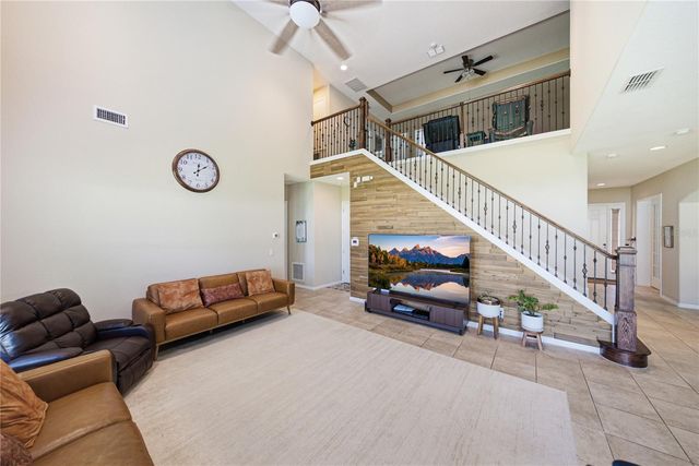1902 VIA LAGO DRIVE, Lakeland, FL 33810