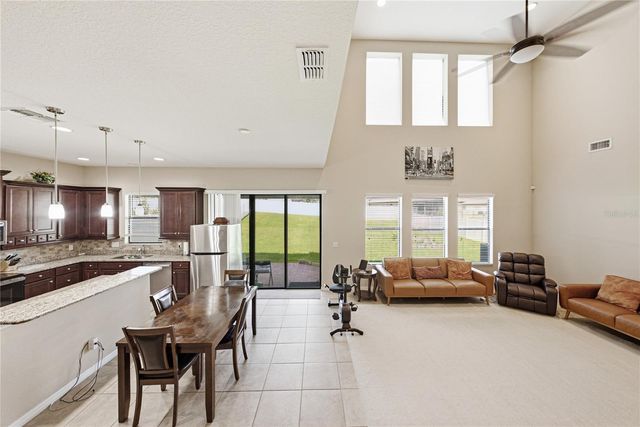 1902 VIA LAGO DRIVE, Lakeland, FL 33810