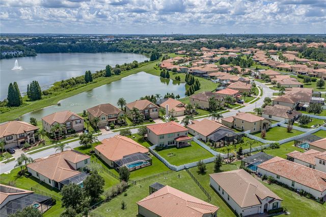 1902 VIA LAGO DRIVE, Lakeland, FL 33810