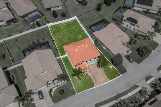 1902 VIA LAGO DRIVE, Lakeland, FL 33810