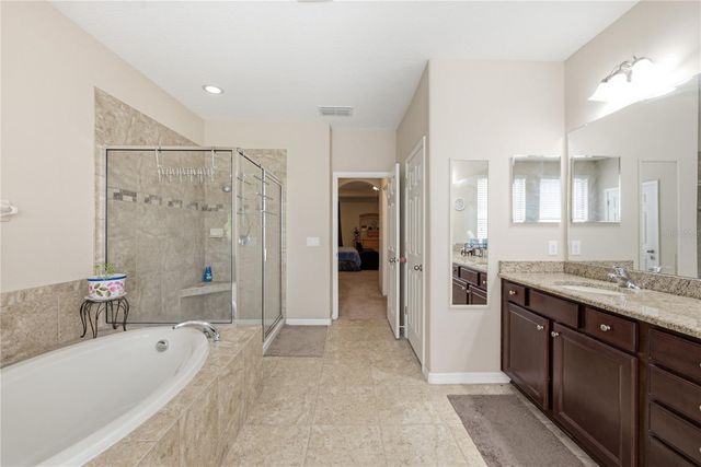1902 VIA LAGO DRIVE, Lakeland, FL 33810